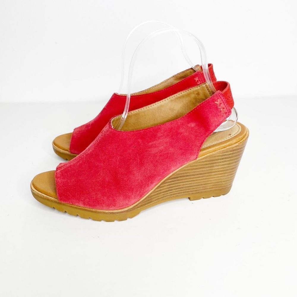 Sorel Red Suede Open-Toe Wedge Sandals - Picture 5 of 9